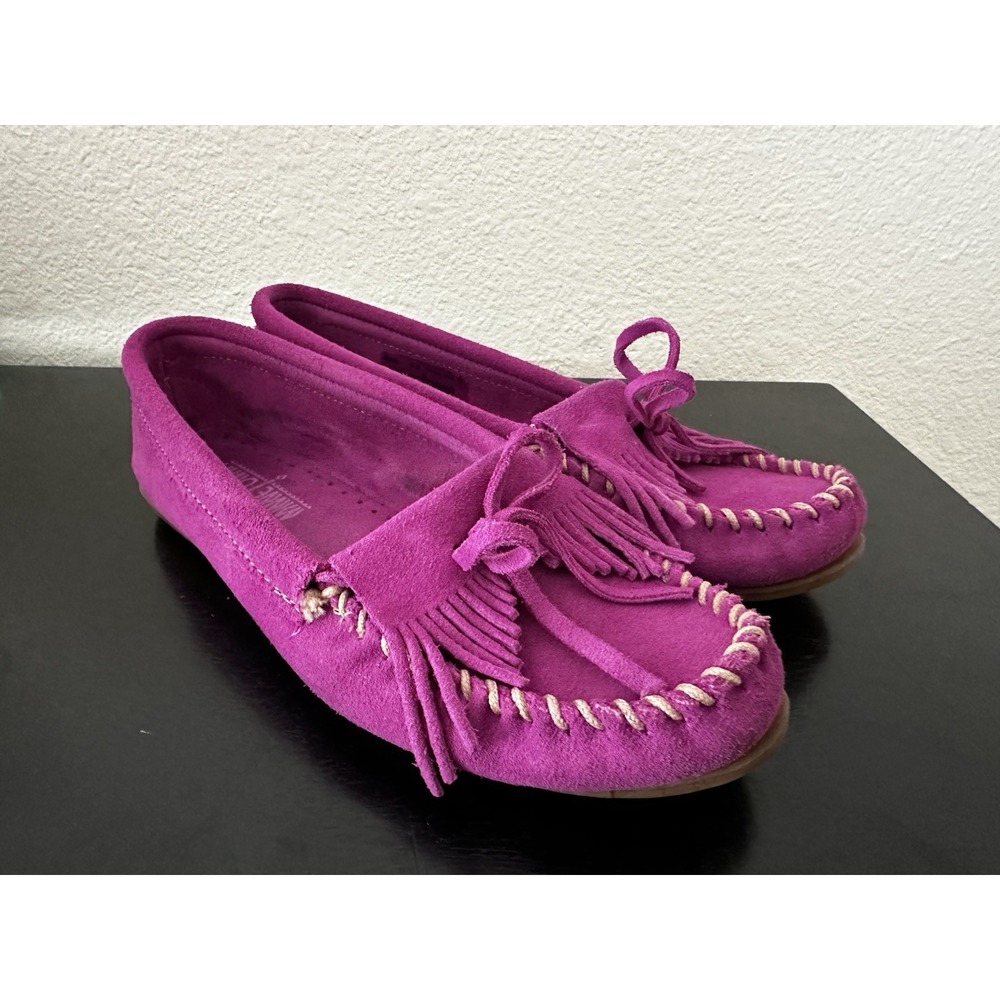 Minnetonka Classic Fringe Moccasin Leather Loafers Women's Sz 7.5